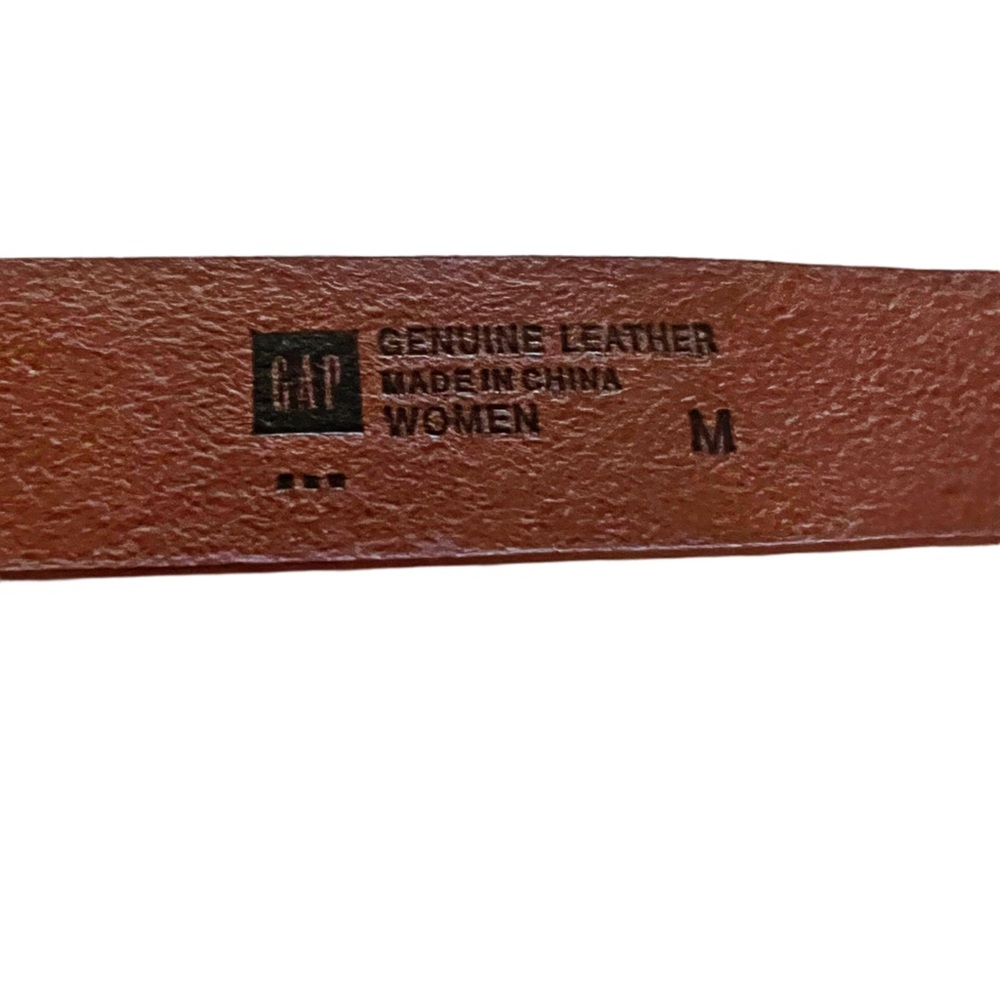Gap Women’s Brown Leather Belt with Brass Oval Buckle Size Med - Picture 3 of 4